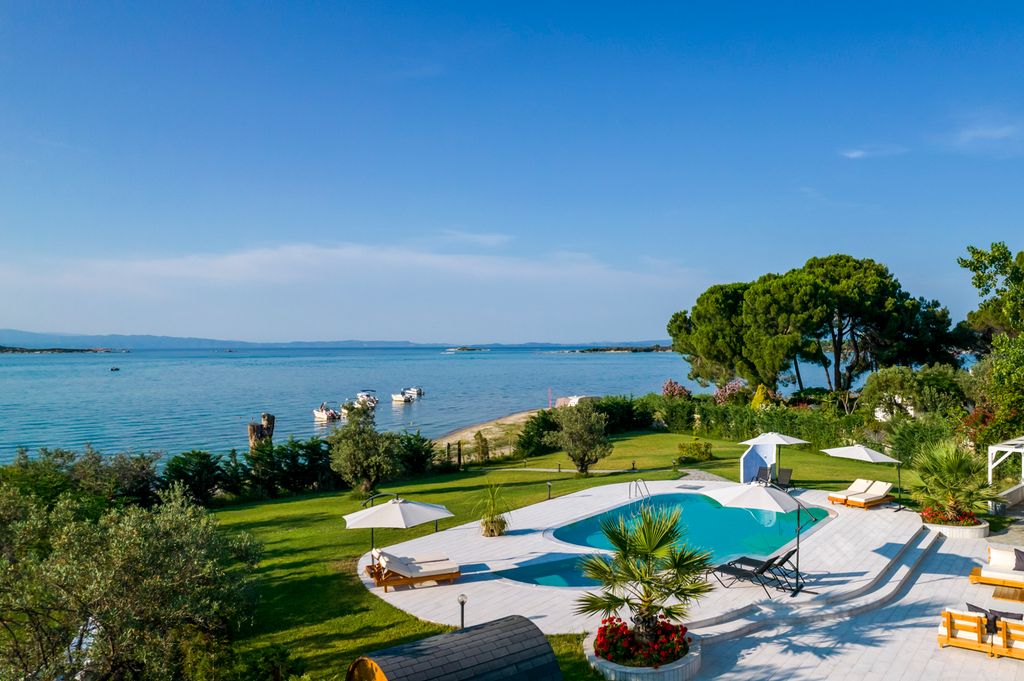Vourvourou Sea Halkidiki Olivers Travels2