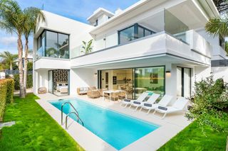 Villa Bohemio Bella Costa del Sol Olivers Travels 1