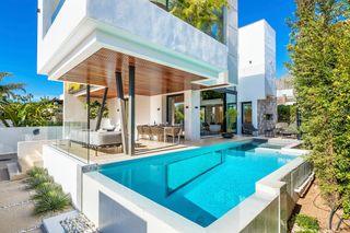 Villa Los Elementos Costa del Sol Olivers Travels 1