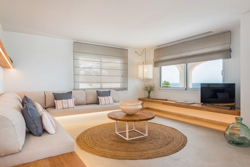 Villa Bateria Menorca Olivers Travels 3