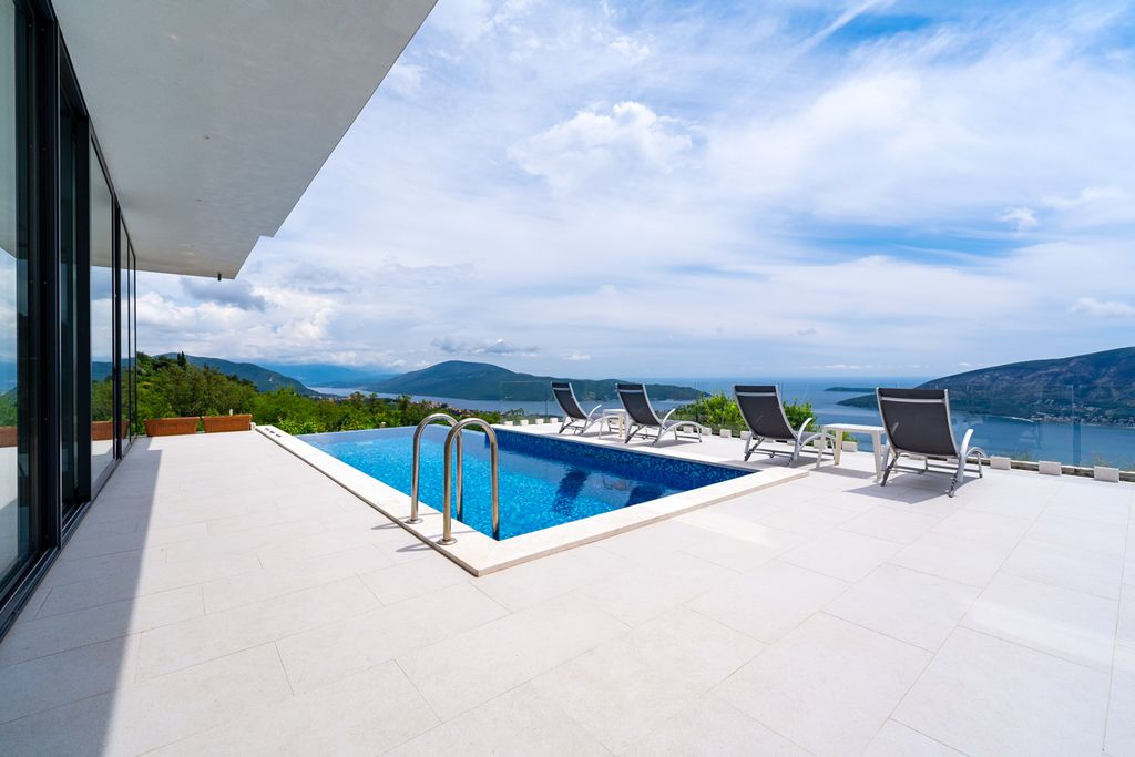 Villa Enver Bay of Kotor OliversTravels 2