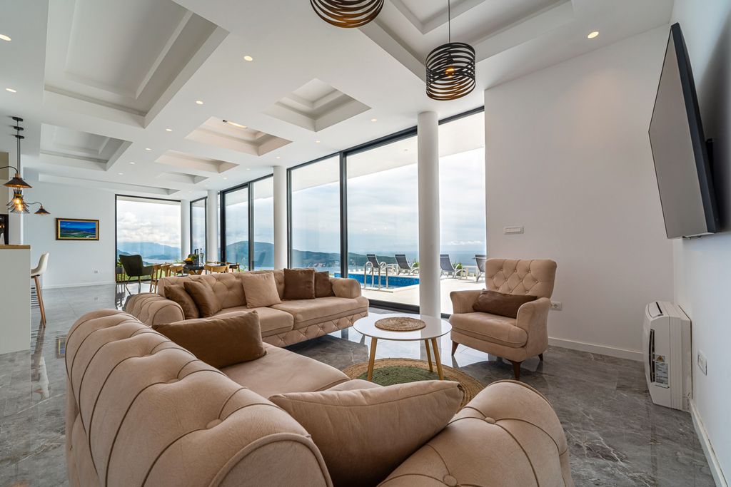 Villa Enver Bay of Kotor OliversTravels 3