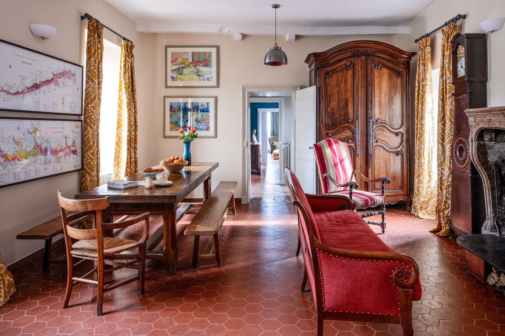 Maison la Cote Or Burgundy Olivers Travels 03