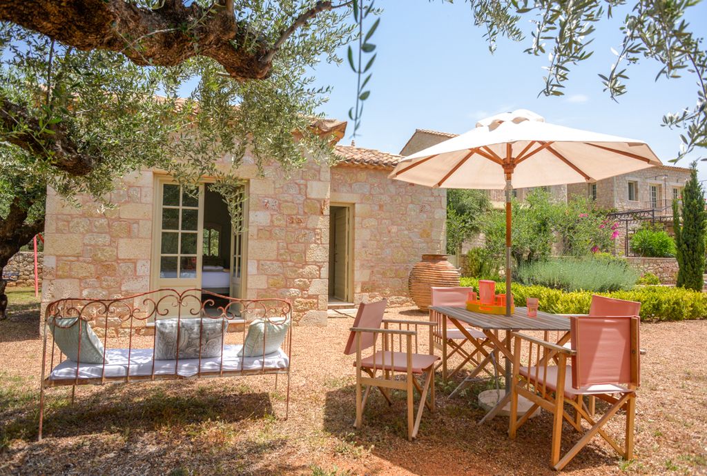 Villa Dinu Peloponnese Olivers Travels 9