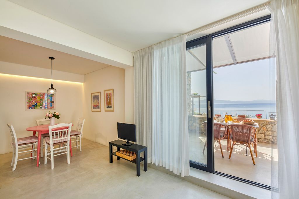 Villa Aristides Mainland Olivers Travels 4