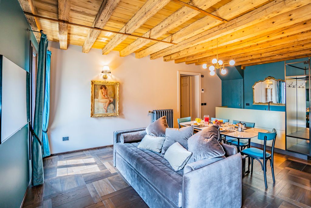 Apartment Bella Venice Olivers Travels 1