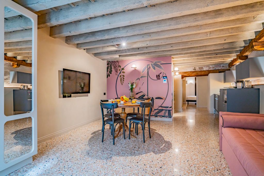 Apartment Gabriella Venice Olivers Travels 4