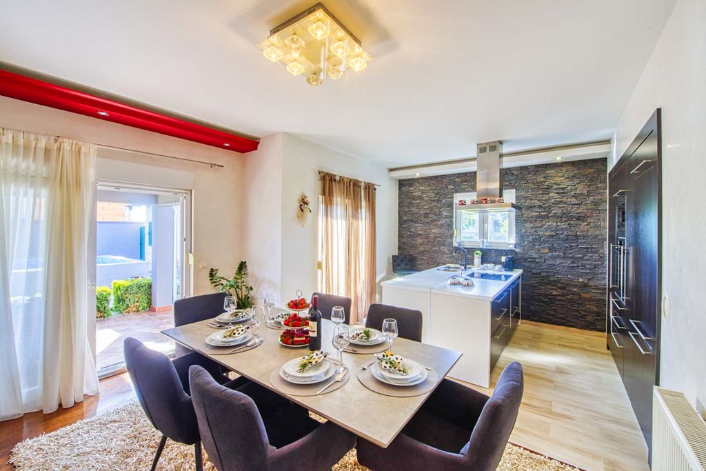 Villa Kraljica Dalmatia Coast Olivers Travels 4