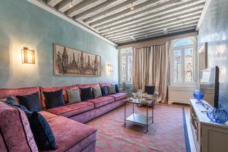 Apartment Sienna Venice Olivers Travels 1