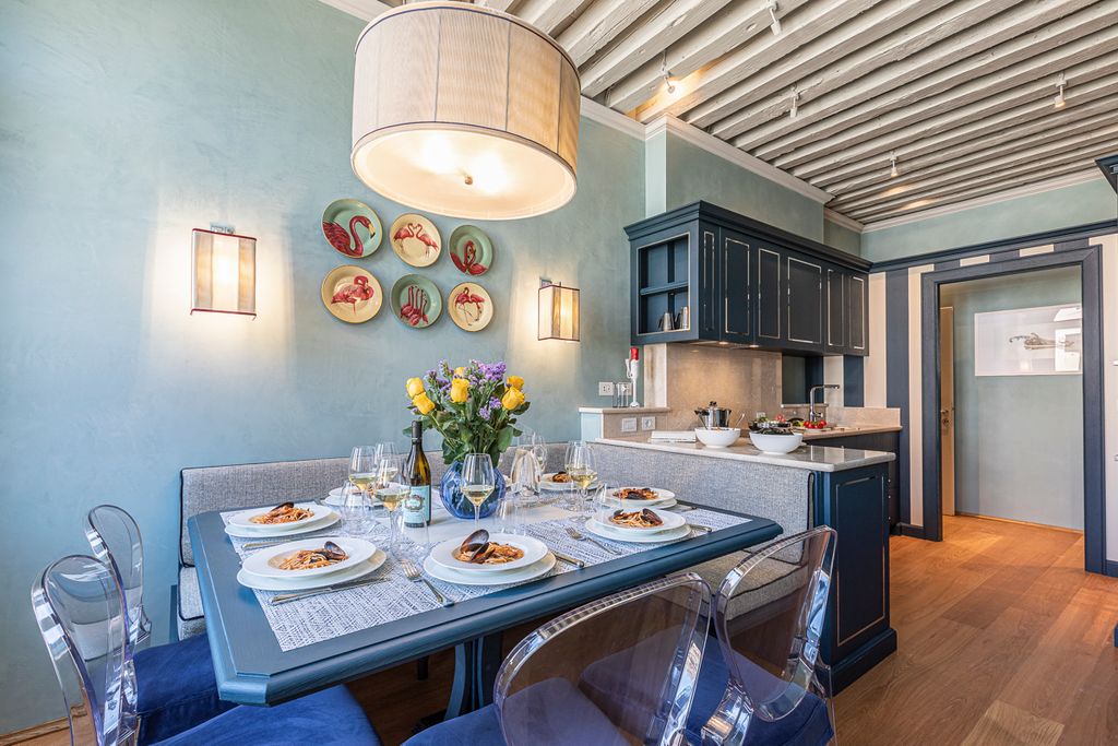 Apartment Sienna Venice Olivers Travels 3