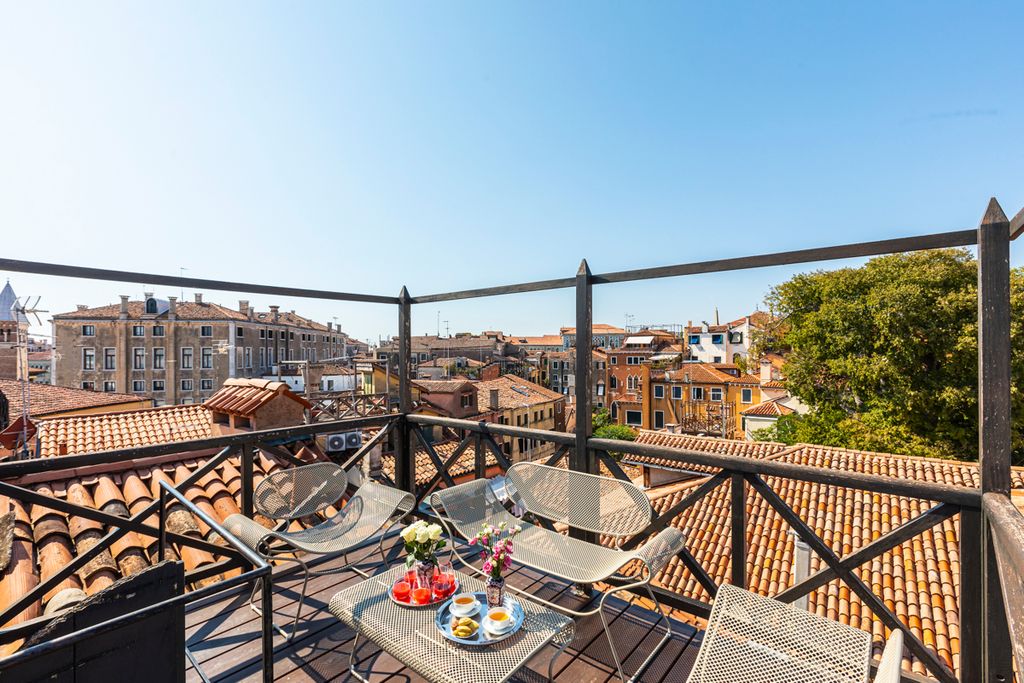 Apartment Luciana Venice Olivers Travels 1