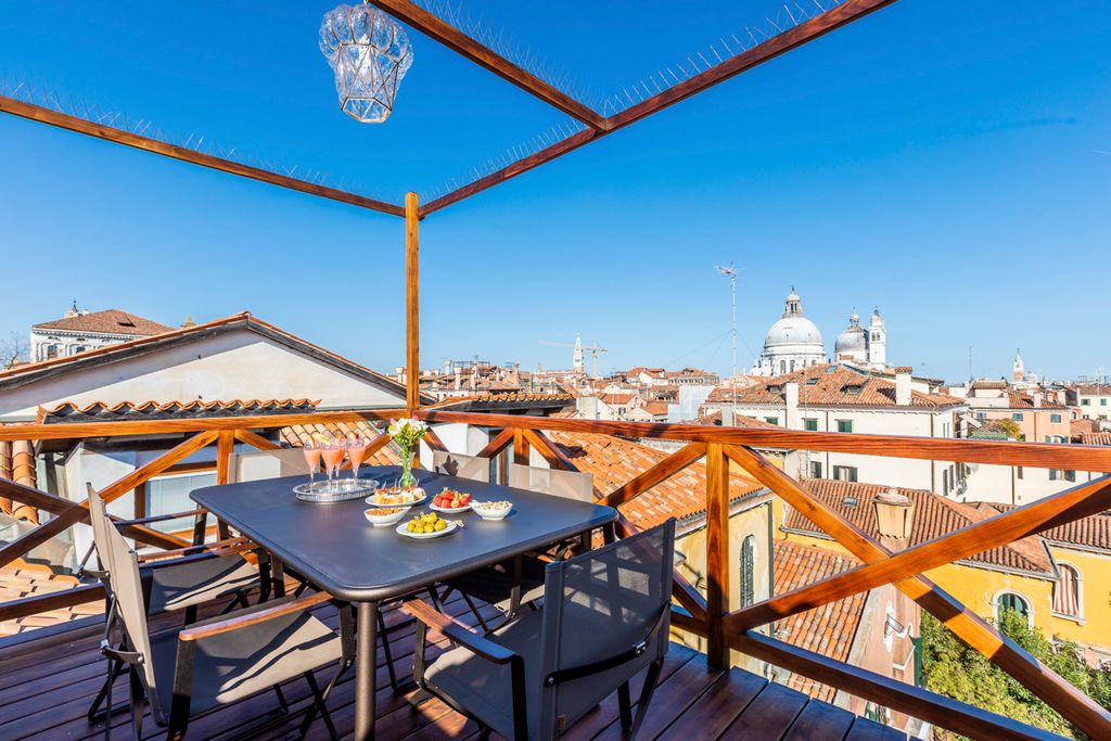 Apartment Vivina Venice Olivers Travels 1