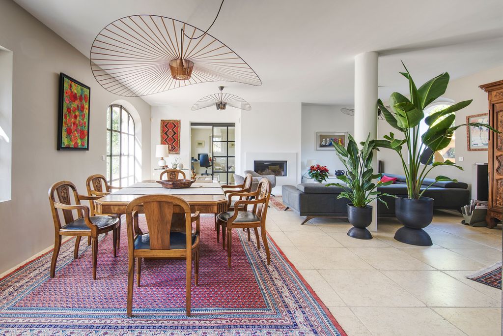 Maison Soho Provence Olivers Travels 4