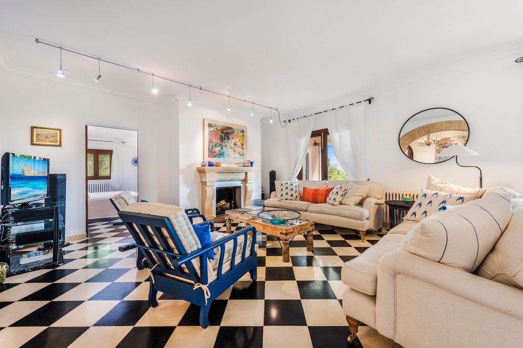 Villa Pascoli Mallorca Olivers Travels 3