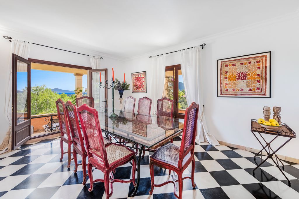 Villa Pascoli Mallorca Olivers Travels 4