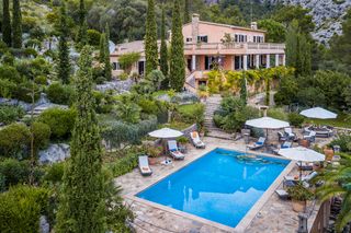 Villa Pascoli Mallorca Olivers Travels 1