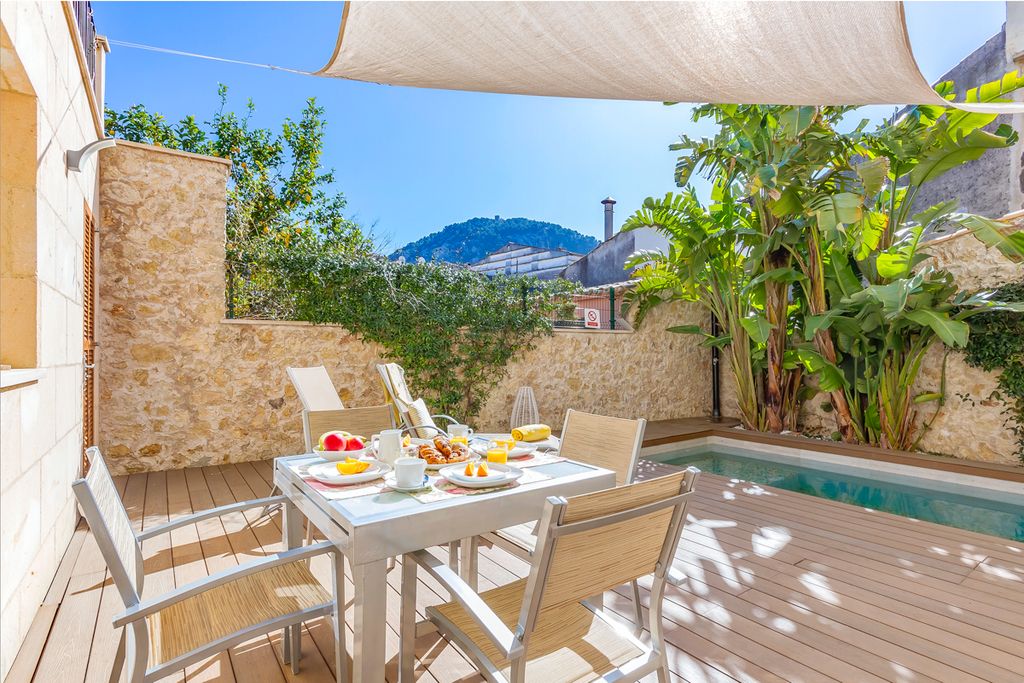 Casa Trencadora Mallorca Olivers Travels 5