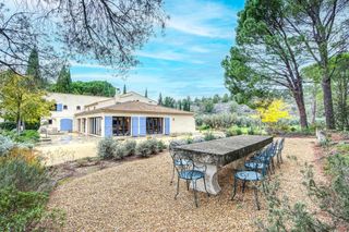 Papillon Provence Olivers Travel 1