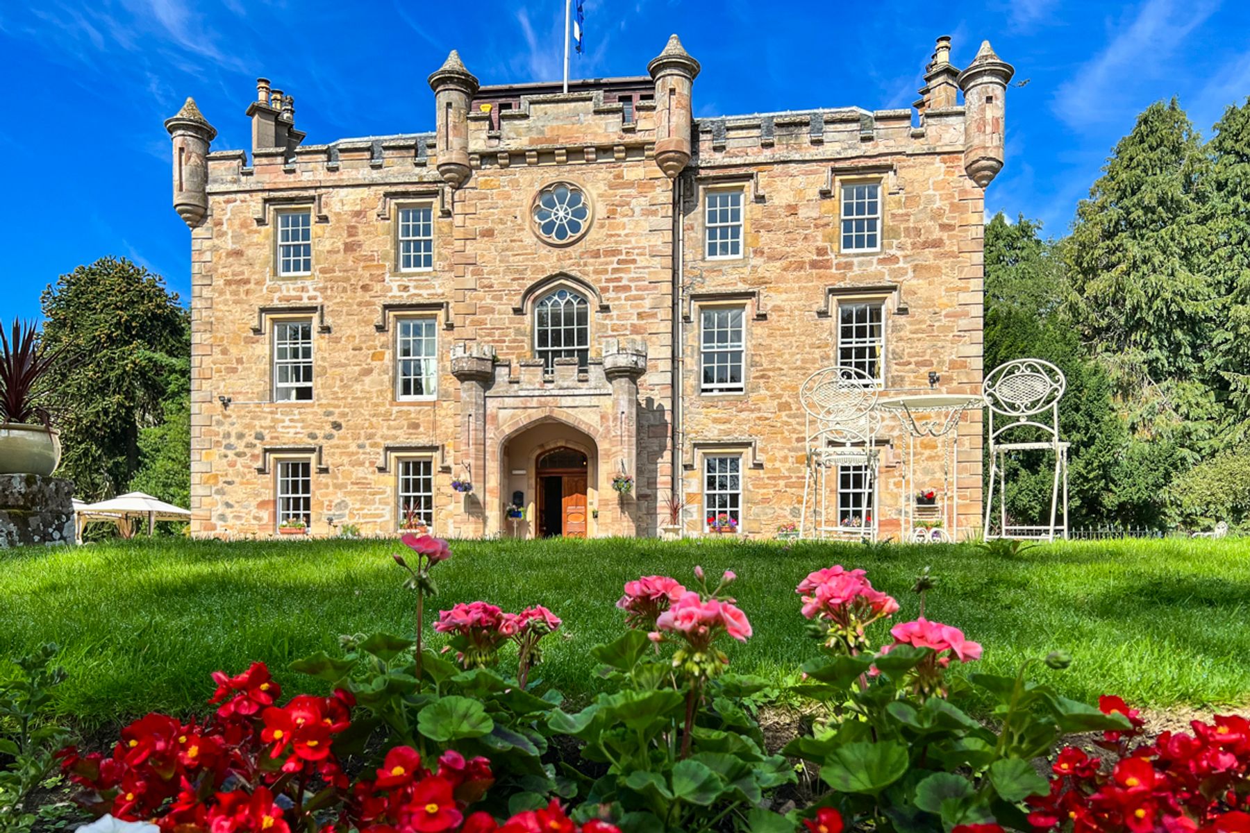Averon Castle Scotland Olivers Travels 1