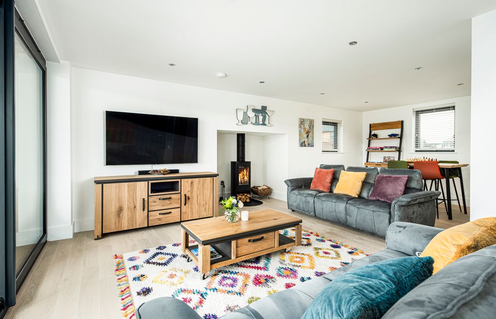 Midnight Magic Dorset Olivers Travels 3