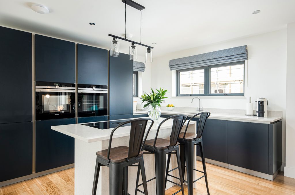 Tiramisu for Six Dorset Olivers Travels5