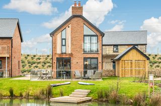 Live and Love Dorset Olivers Travels 1