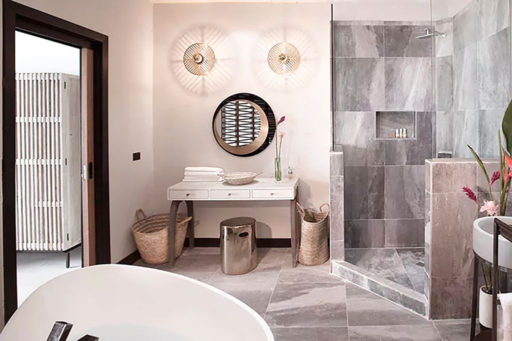 Ocean View Jacuzzi Suite Tamarind Hills Olivers Travels 8