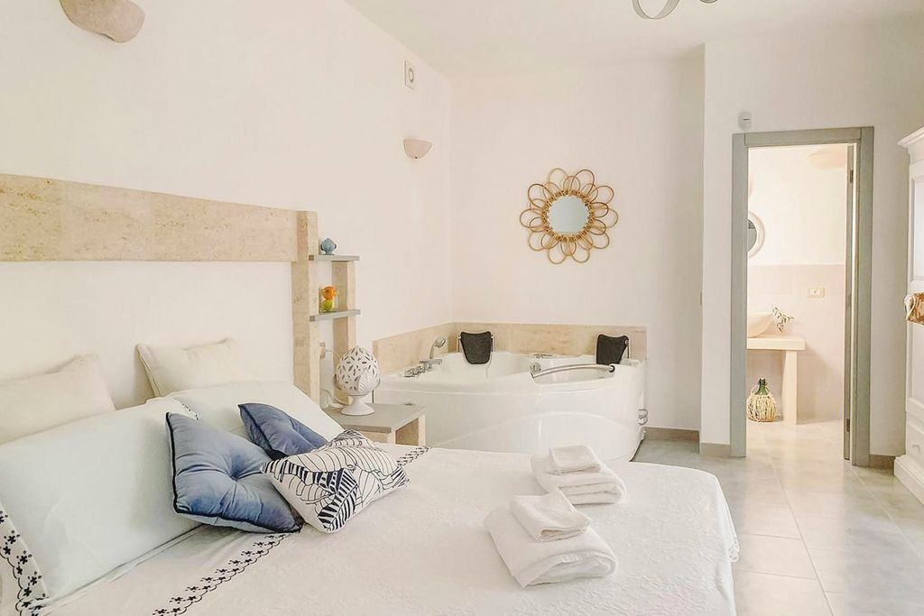 Villetta Amabile Puglia Olivers Travels 5
