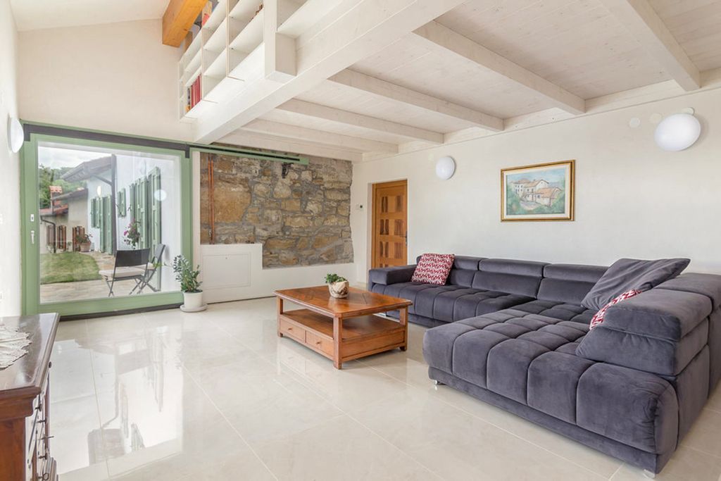 Villa Inesa Slovenia Olivers Travels 3