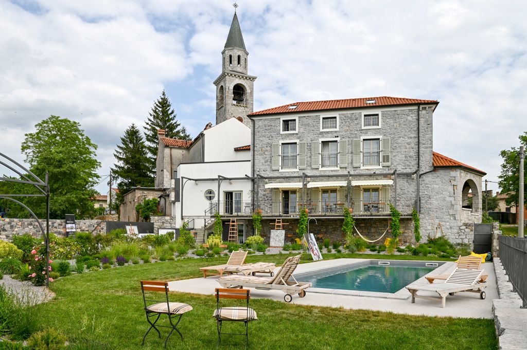 Juniper House Karst Coast Olivers Travels 1