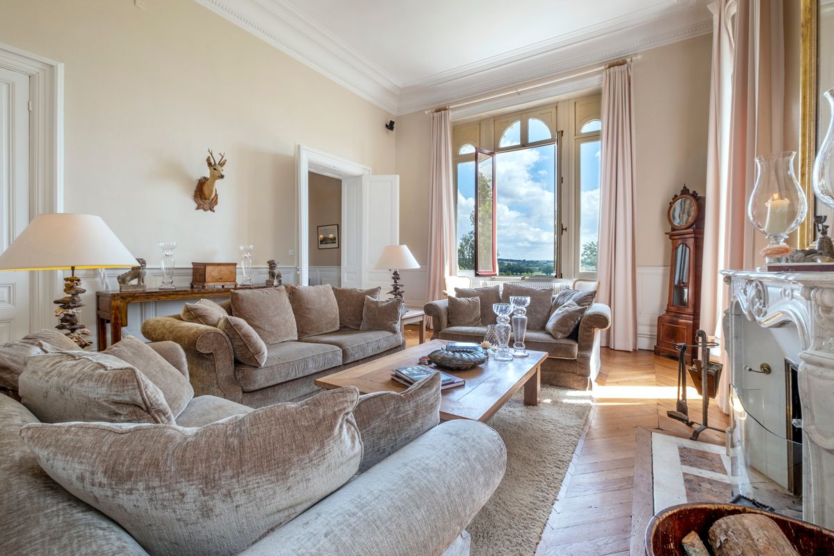 Chateau Les Bains
