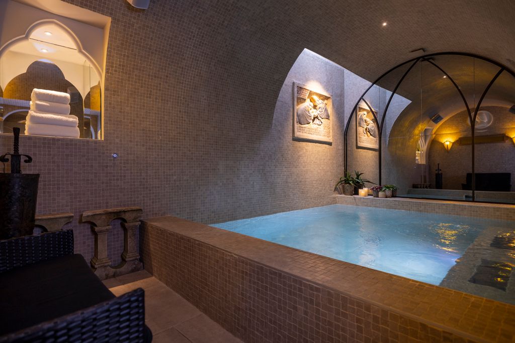 Maison Adrienne Paris Olivers Travels 3
