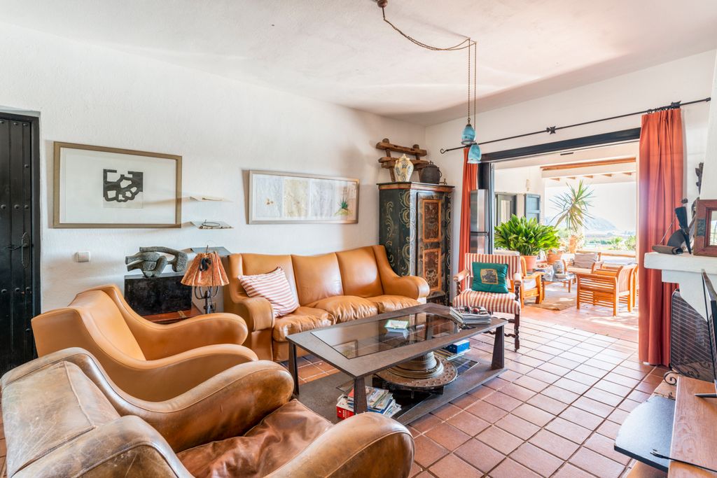 Casa Moramarga Andalucia Olivers Travels 3
