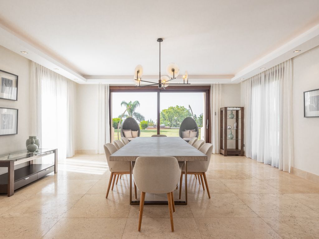 Joya De Marbella Costadelsol Olivers Travels 04