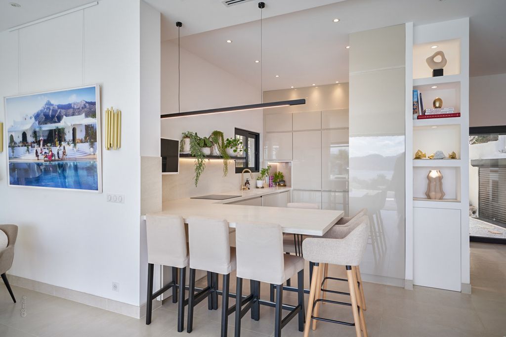 Villa Huelle CoteDAzur Olivers Travels 5