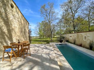 Podien Cottage Aquitaine Olivers Travels 1