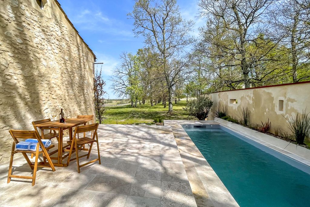 Podien Cottage Aquitaine Olivers Travels 1