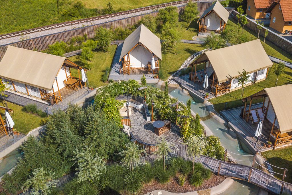 Evelin Lodge Thermal Pannonian Olivers Travels 2