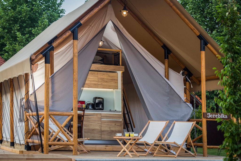 Evelin Lodge Thermal Pannonian Olivers Travels 4
