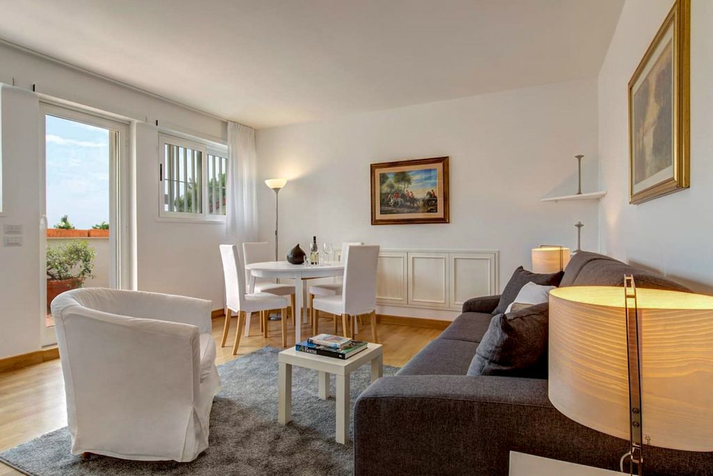 Apartment Greta Rome Olivers Travels 3