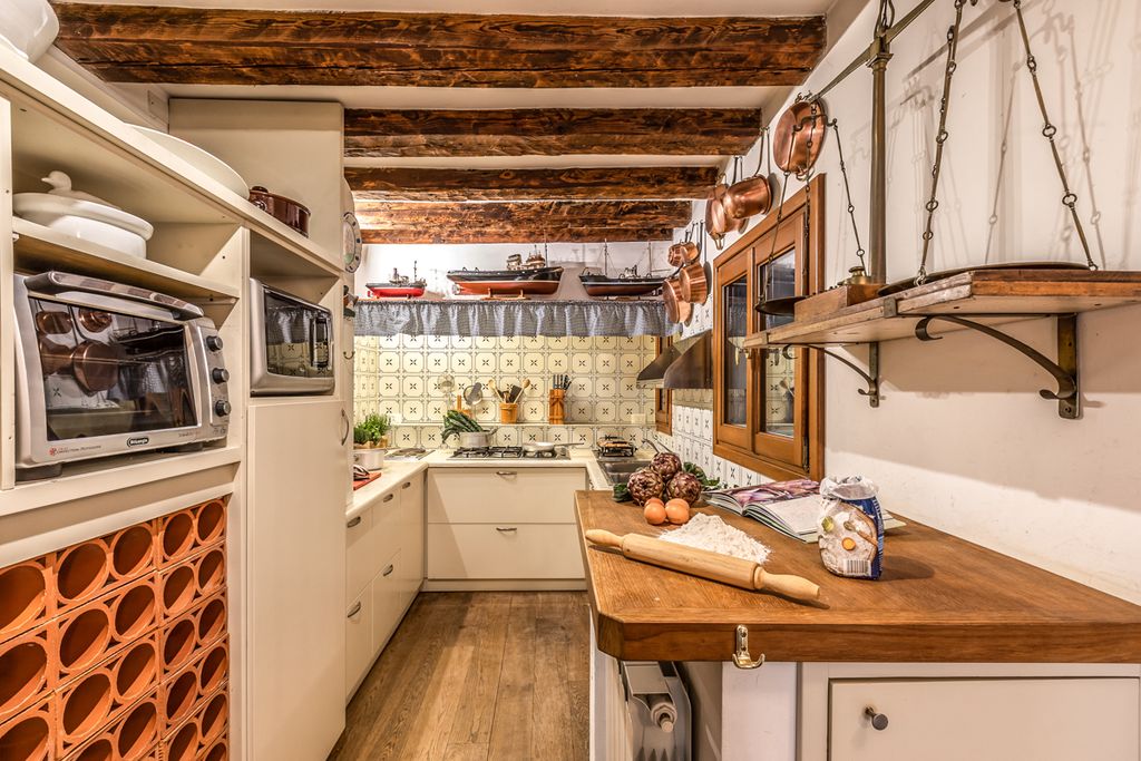 Apartment Paxe Venice Olivers Travels 3