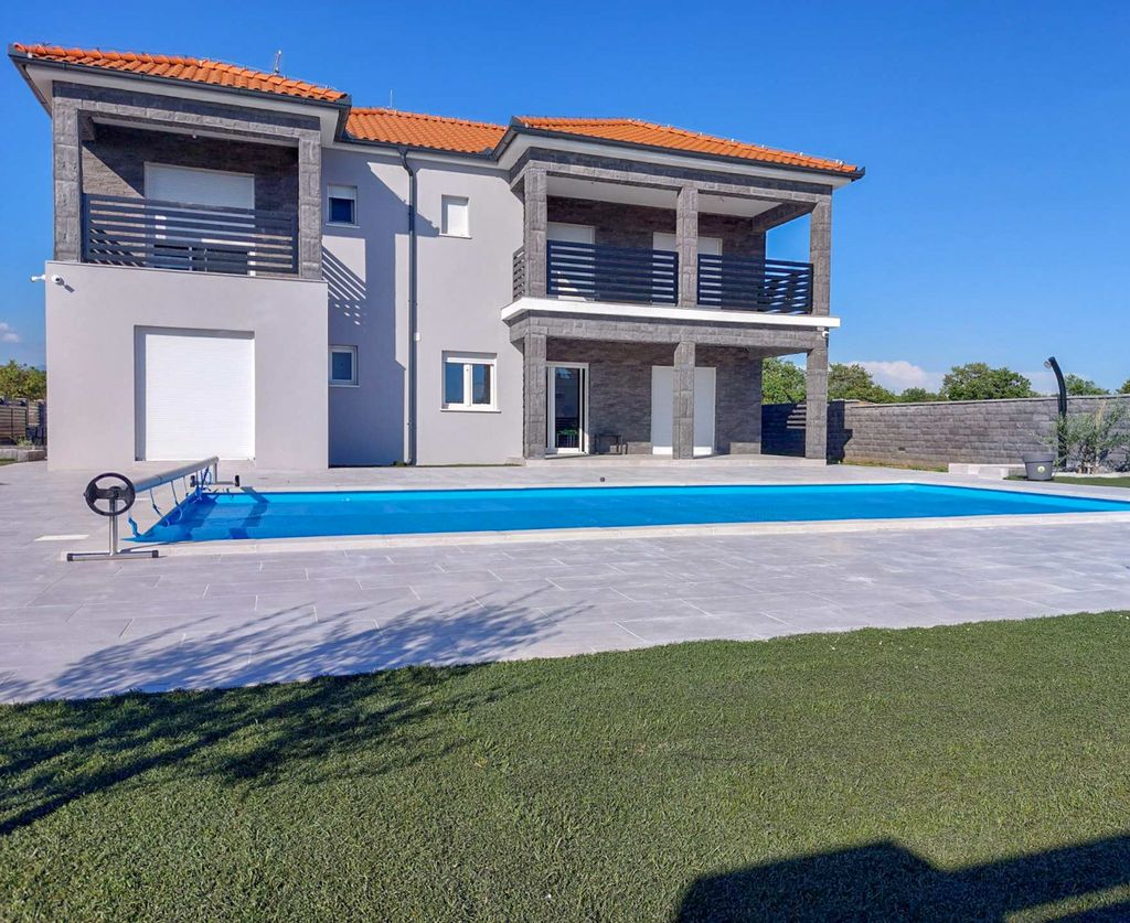Villa Aleesa Dalmatia Coast Olivers Travels 1