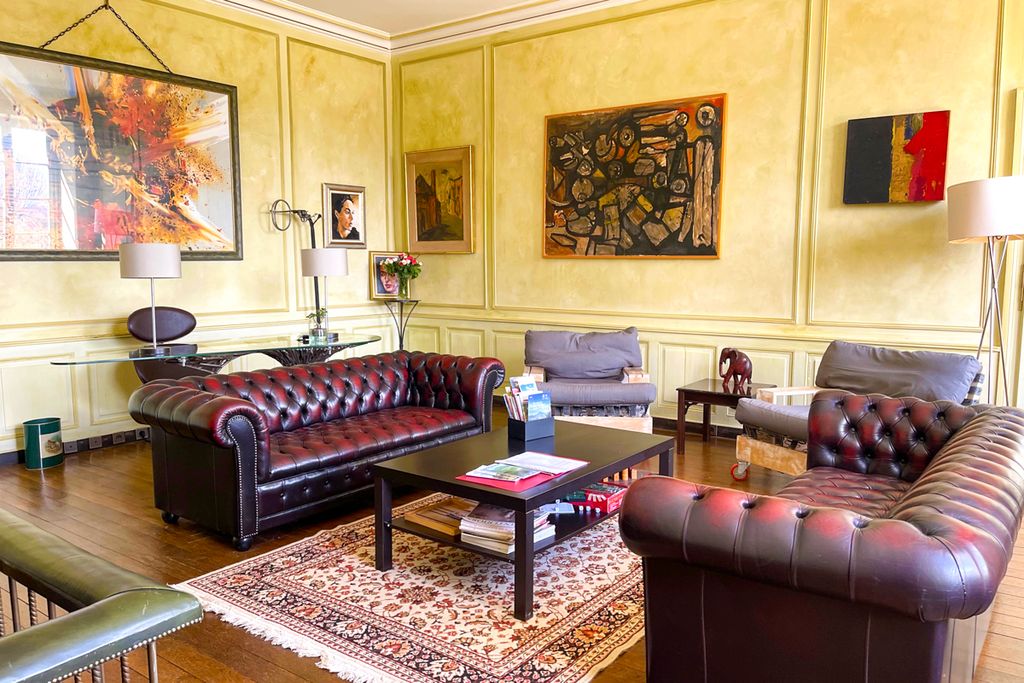 Chateau des Puys Loire Valley Olivers Travels 3