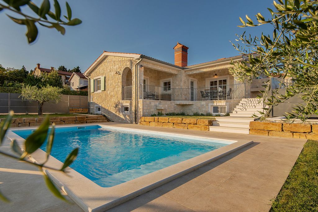 Villa Inja Slovenia Olivers Travels 1