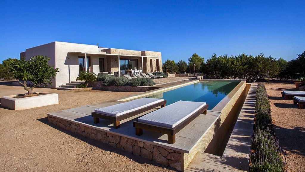 Villa Manera Formentera Olivers Travels 1