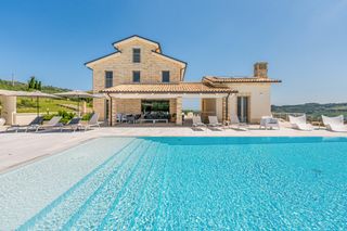 La Badessa Marche Olivers Travels1