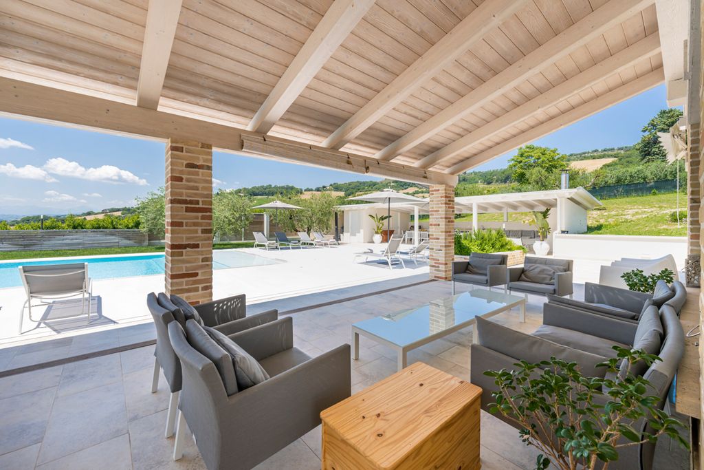 La Badessa Marche Olivers Travels2