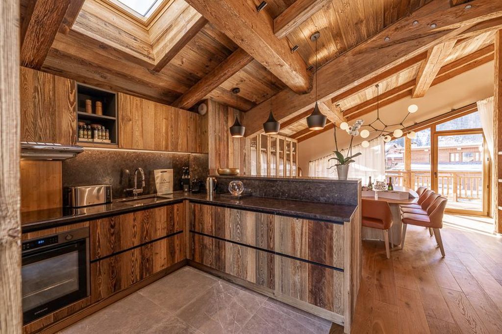 Chalet Lyla Courchevel Ski France OliversTravels 4