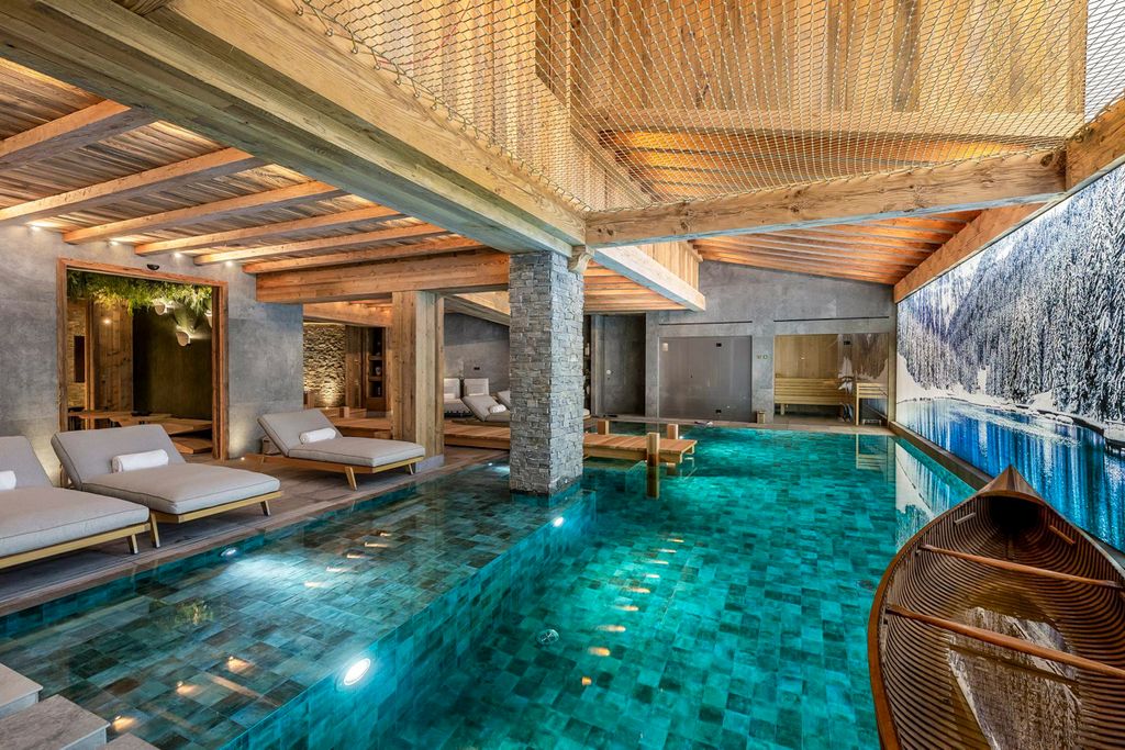Chalet Reine Courchevel Olivers Travels 3