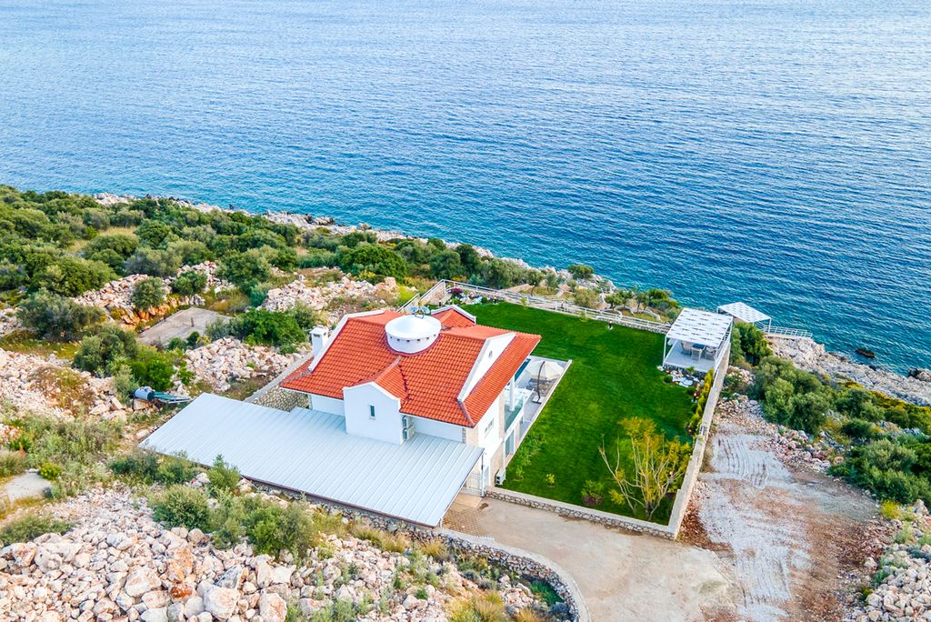 Villa Roc Kalkan Olivers Travels1